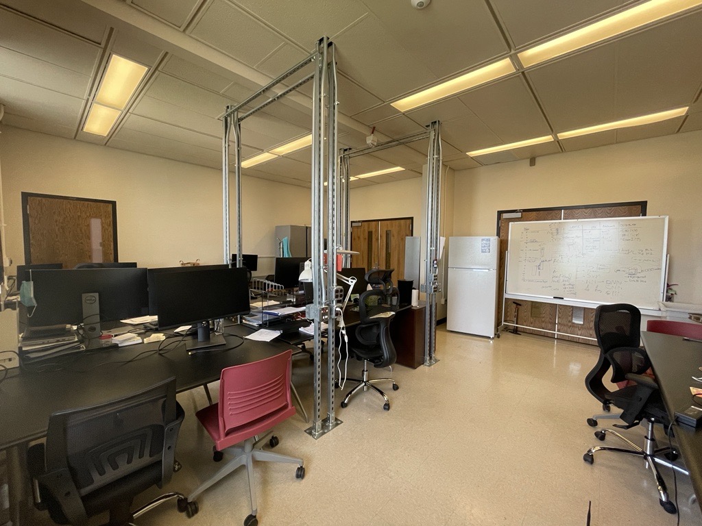 Picture of the lab